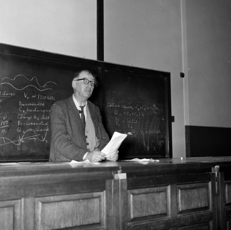 [Patrick Kavanagh giving poetry lecture, University College Dublin]