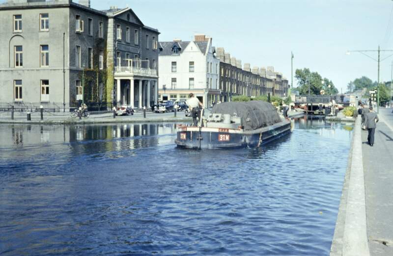 [Barge on Grand Canal near Portobello bridge and House, Dublin]