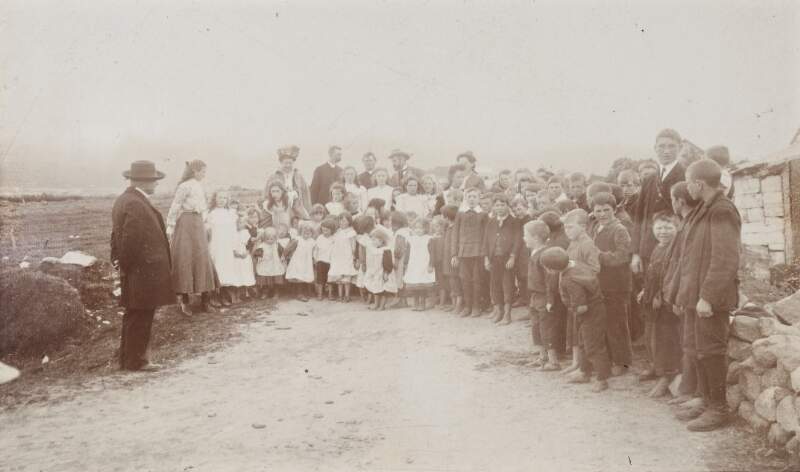 [Sir Roger Casement with a group of adults and children on Tory Island]