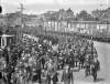 [Catholic Emancipation centenary celebrations. Procession from the Phoenix Park, passing down Parkgate Street and turning onto Heuston Bridge, Dublin]