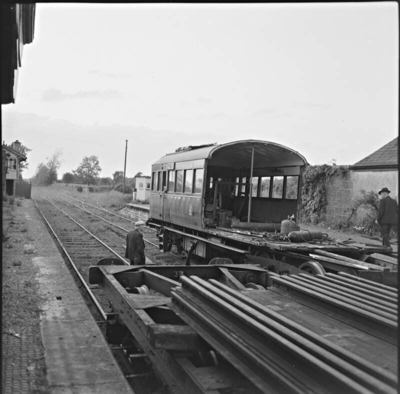 Lifting train, Kilmessan, Co. Meath.