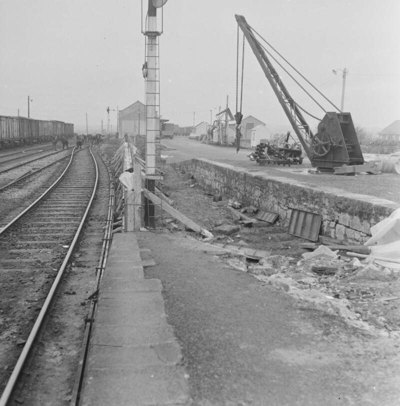 Extension to platform, Tullamore, Co. Offaly.