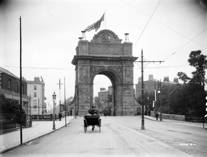 City Gates, King Edward VII: visit, Dublin City, Co. Dublin