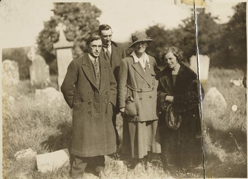 [Group photograph featuring (L-R) Rory O’Connor, Constance Markiewicz, Oscar Traynor and Mary MacSwiney]