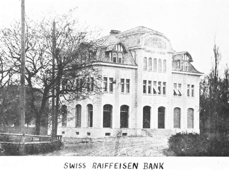 Swiss Raiffeisen Bank. Exterior view. Ireland?