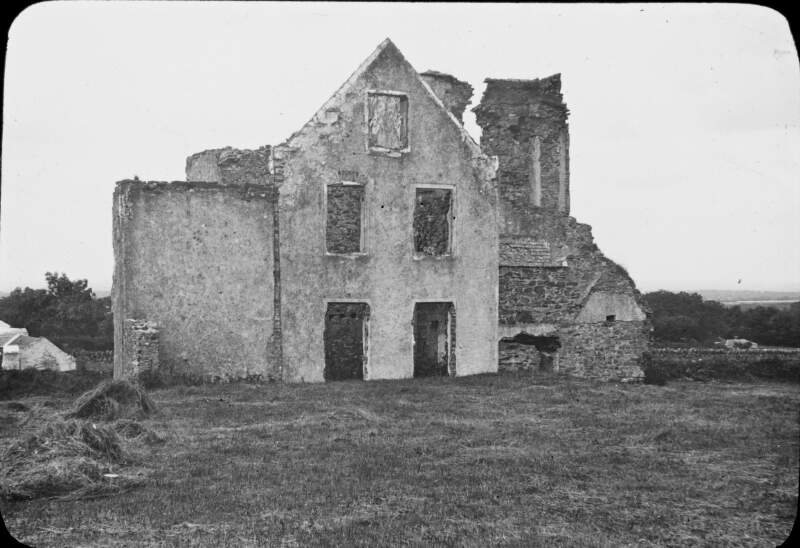 Saggart: No 44: Swift House, ruins of villa.