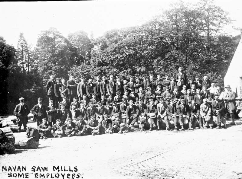 112: Navan Saw Mills. 'Some employees', 100+ men and boys.