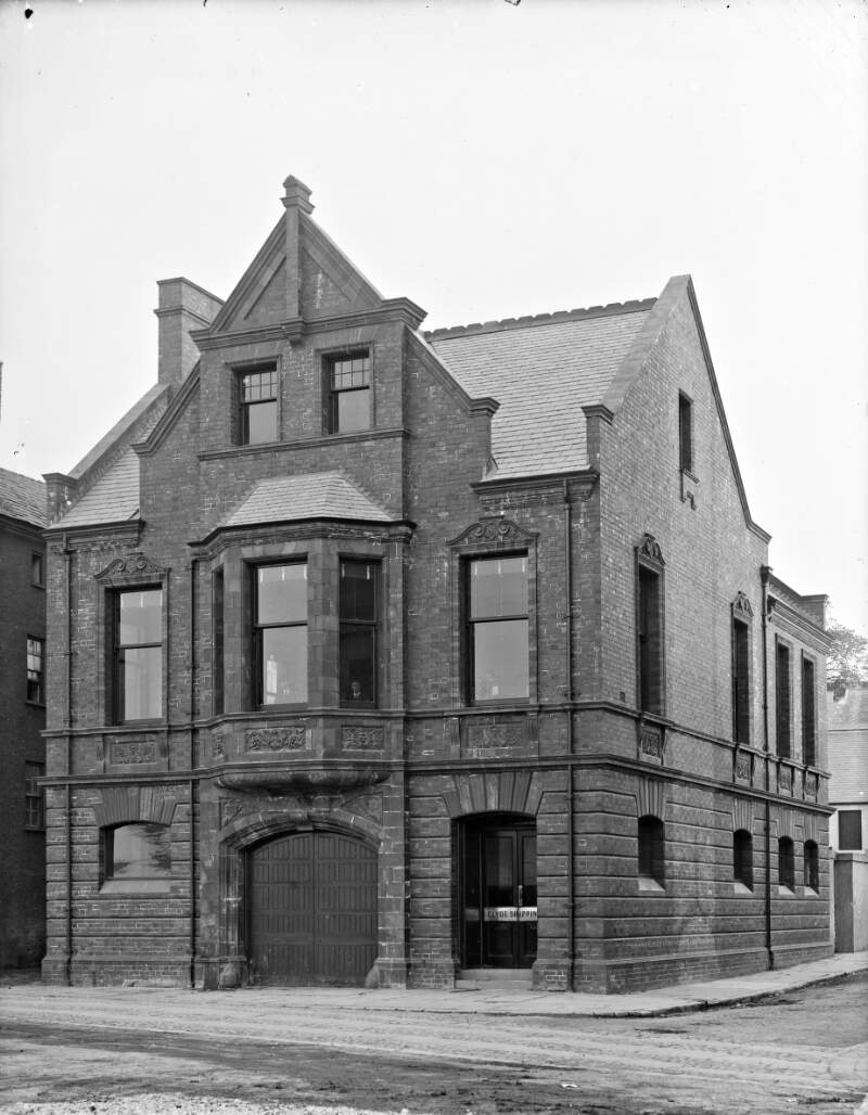 Clyde Shipping Co. Office, Quay.