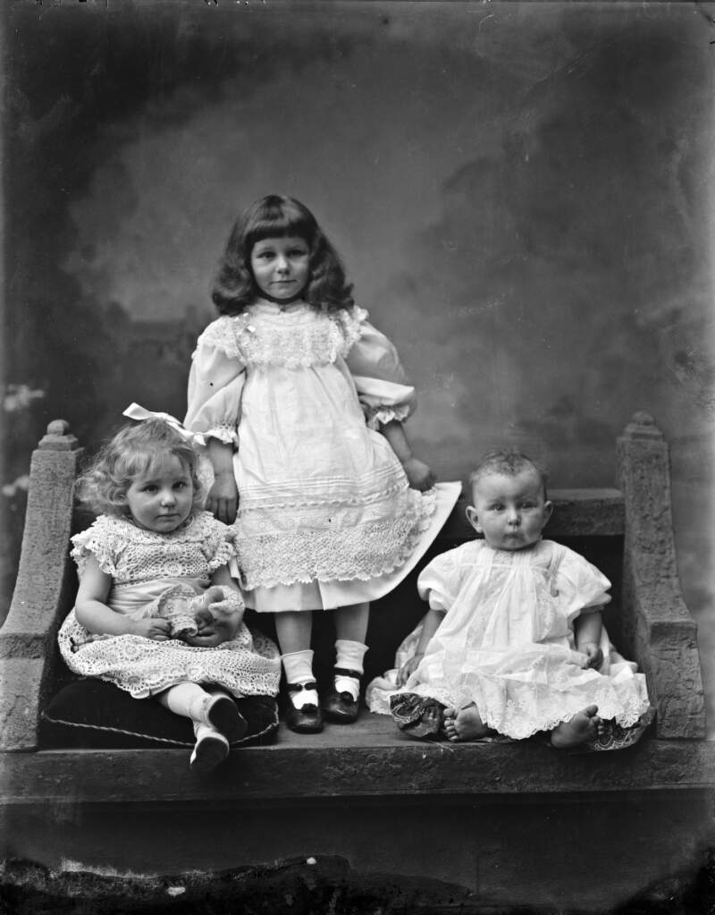 Mrs. Stephenson's three children : commissioned by Mrs. Stephenson, Carrick