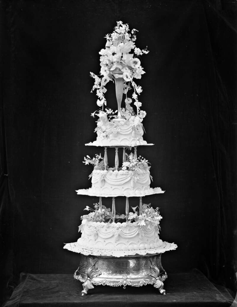 Messrs O'Briens. Wedding cake.
