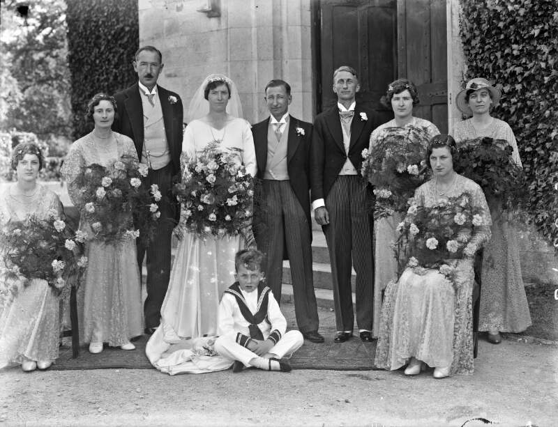 Mrs. De La Poer, second large wedding group.