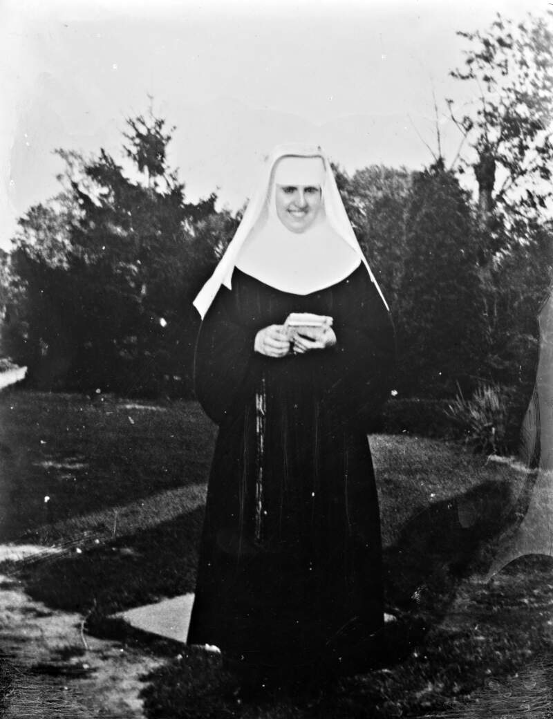 Nun alone. : commissioned by Mrs. P. O'Brien, The Green, Fethard, Co. Tipperary
