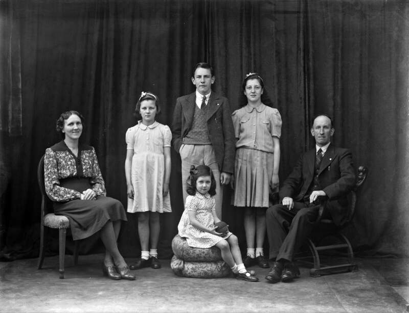 Family group of six : commissioned by Mr. M. Deegan, 49 South Street, New Ross