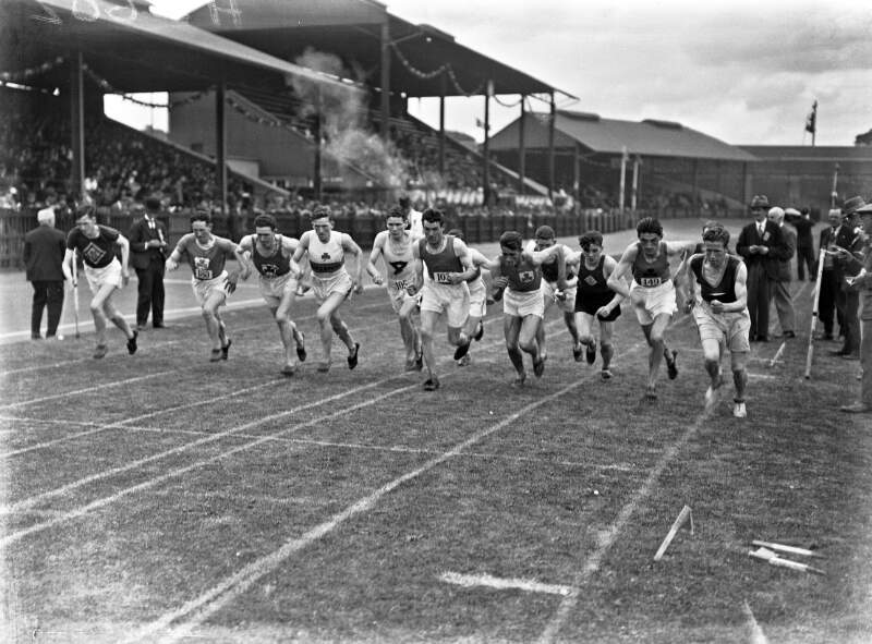 Tailteann Games: Aonach Tailteann Athletics, Runners competing in race
