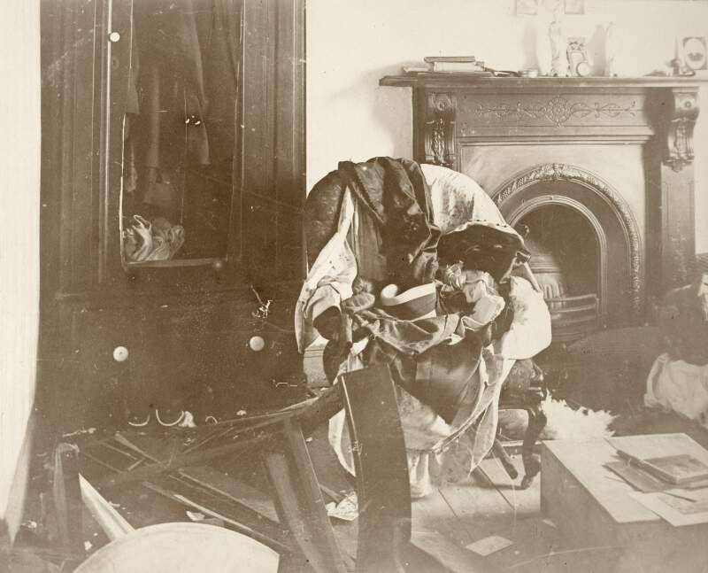 [Lily O'Brennan's room at Áine Ceannt's home on Oakley Road following a raid by Free State forces]