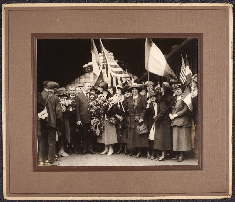 [Joseph McGarrity and Constance Markievicz with a crowd waving the Irish and American national flags (No. 2)]