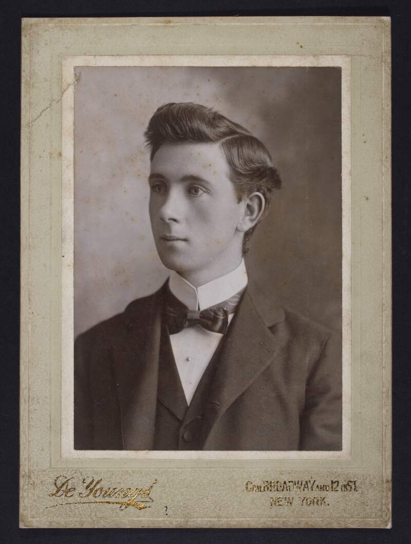 [Head and shoulders portrait of young man, facing sideways]