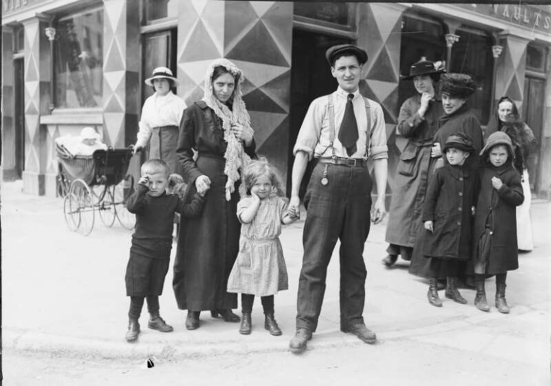The Riley family, survivors of the sinking of the Lusitania, Cobh (formerly Queenstown), Co. Cork
