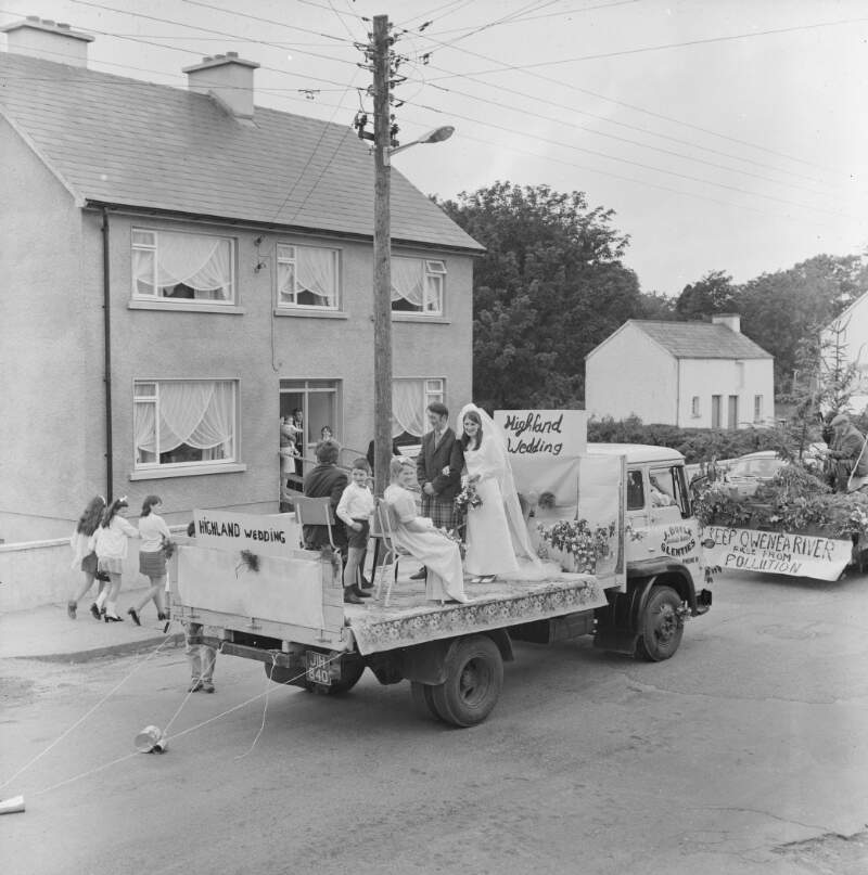 [Floats in parade, Glenties, Co. Donegal]