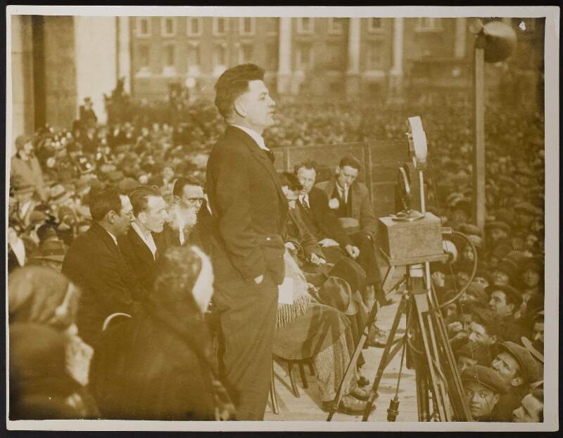 [Frank Ryan addressing a crowd of people after the release of republican prisoners from Arbour Hill Prison]