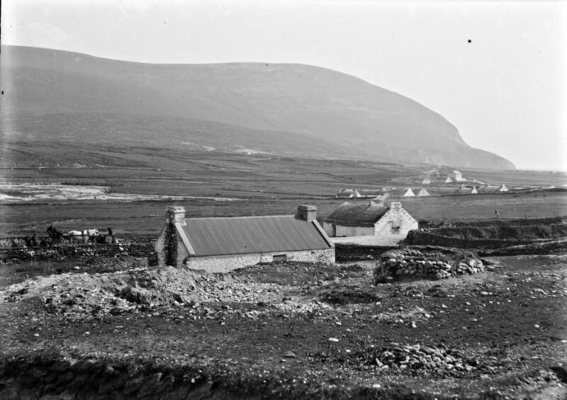 [Dunkinalla village, Achill Island, Co. Mayo]