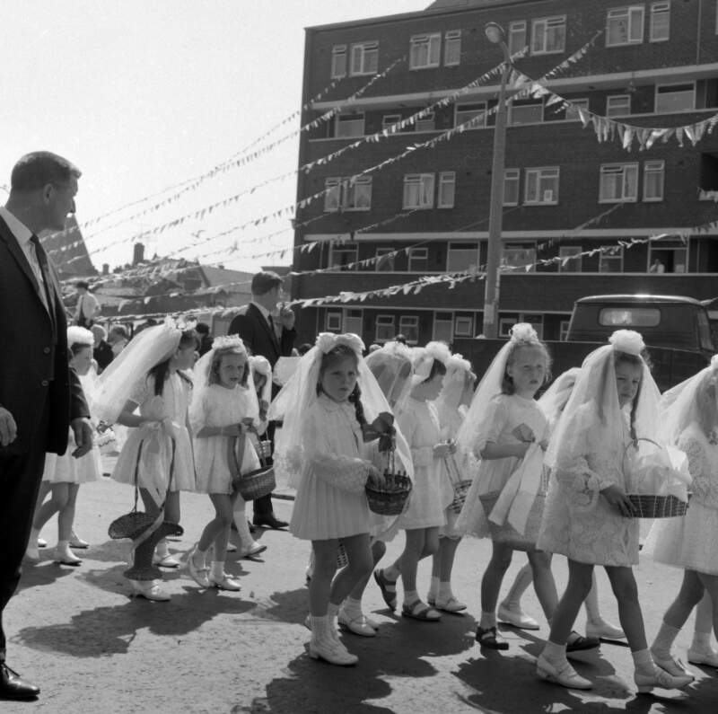 [Communion girls, Corpus Christi procession, Church Street area, Dublin]