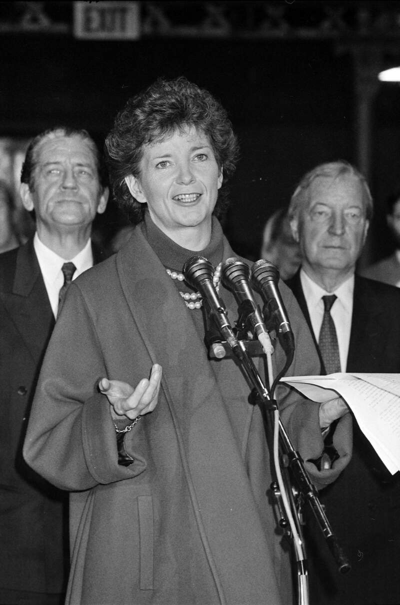 [President-elect Mary Robinson, flanked by defeated candidate Brian Lenihan and Taoiseach Charles Haughey, making her acceptance speech at the R.D.S., Dublin]