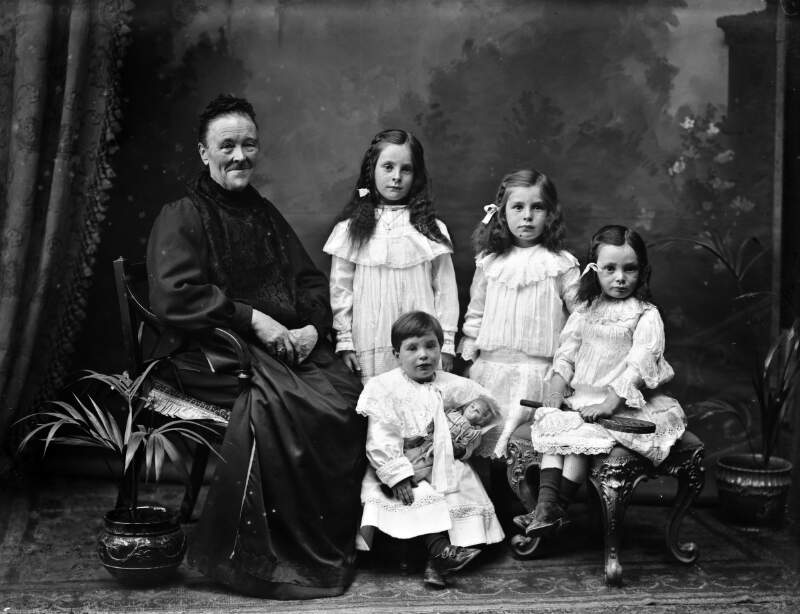 Mrs. Raftice, Mullinavat, Co. Kilkenny, group of five