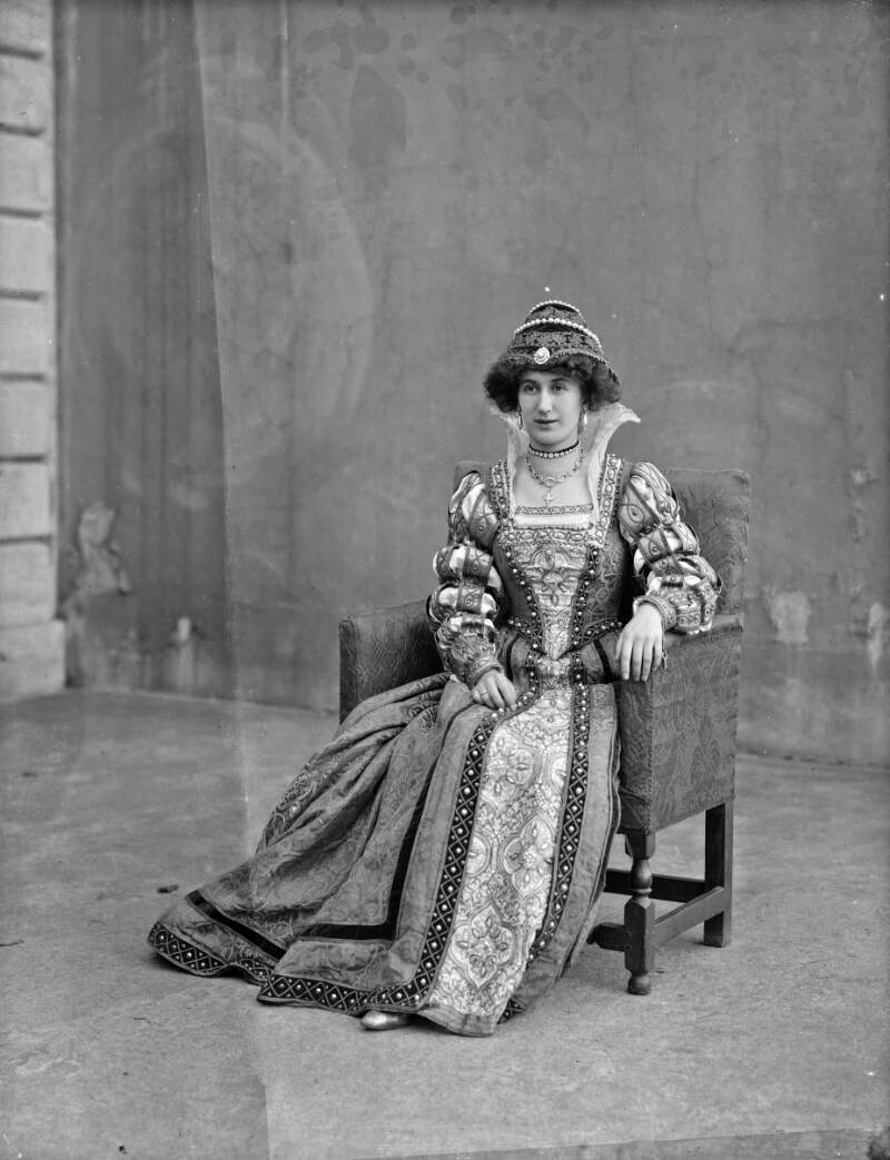 Lady Gweneth Ponsonby. : commissioned by Countess of Bessborough