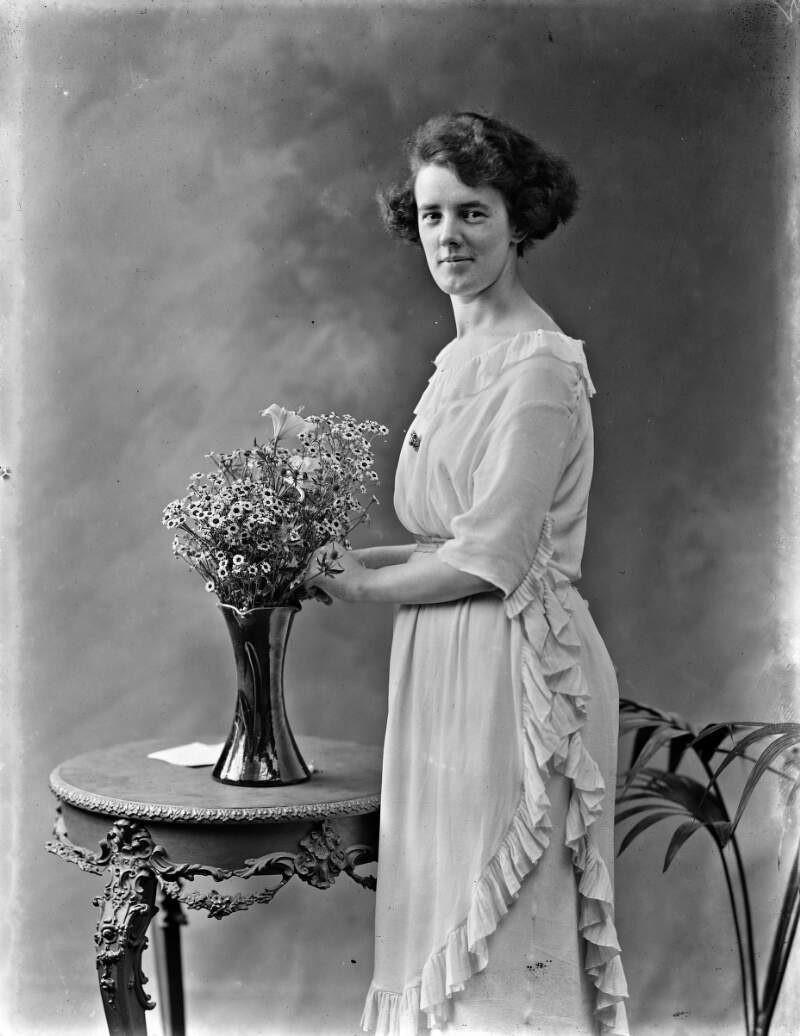 Miss Campion, 95 Manor, Waterford, 3/4 length portrait sitting.