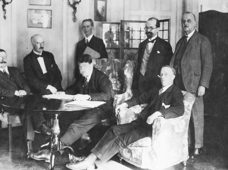 Treaty. London. 1921.