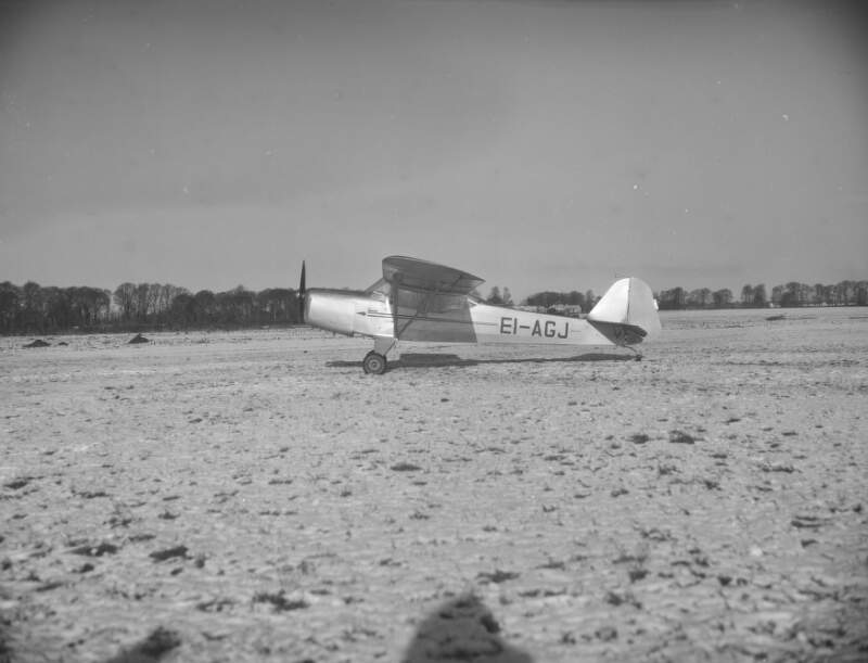 [Snow scene including an airplane, Co. Wicklow]