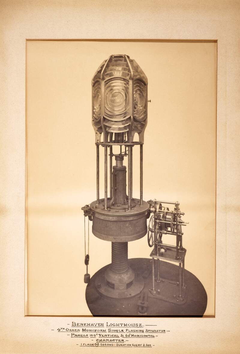 [Flashing apparatus, Berehaven Lighthouse, Co. Cork]