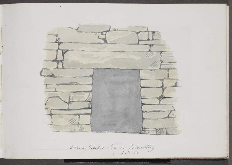 Doorway, Tempul Seanan [Temple Senan], Iniscattery [Scattery Island], outside