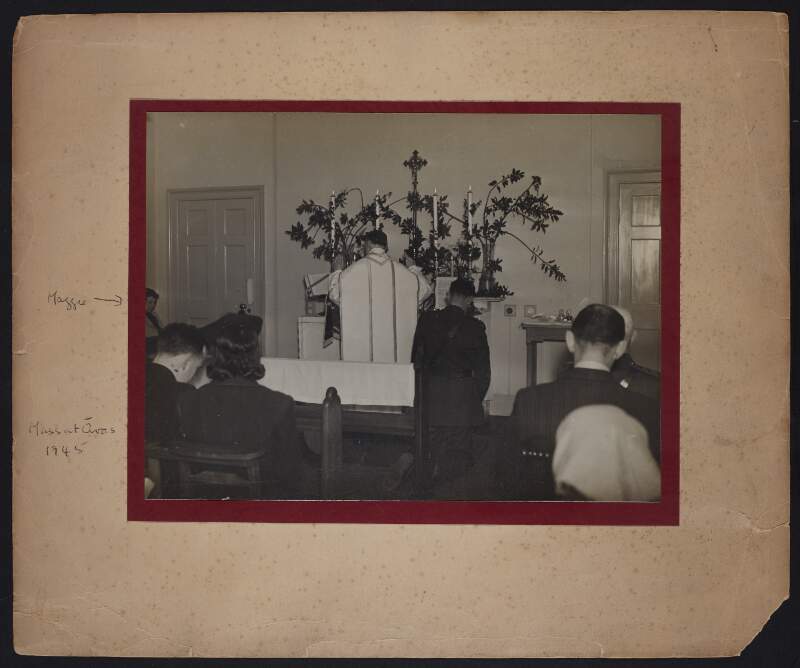 Mass at Áras (an Uachtaráin) 1945